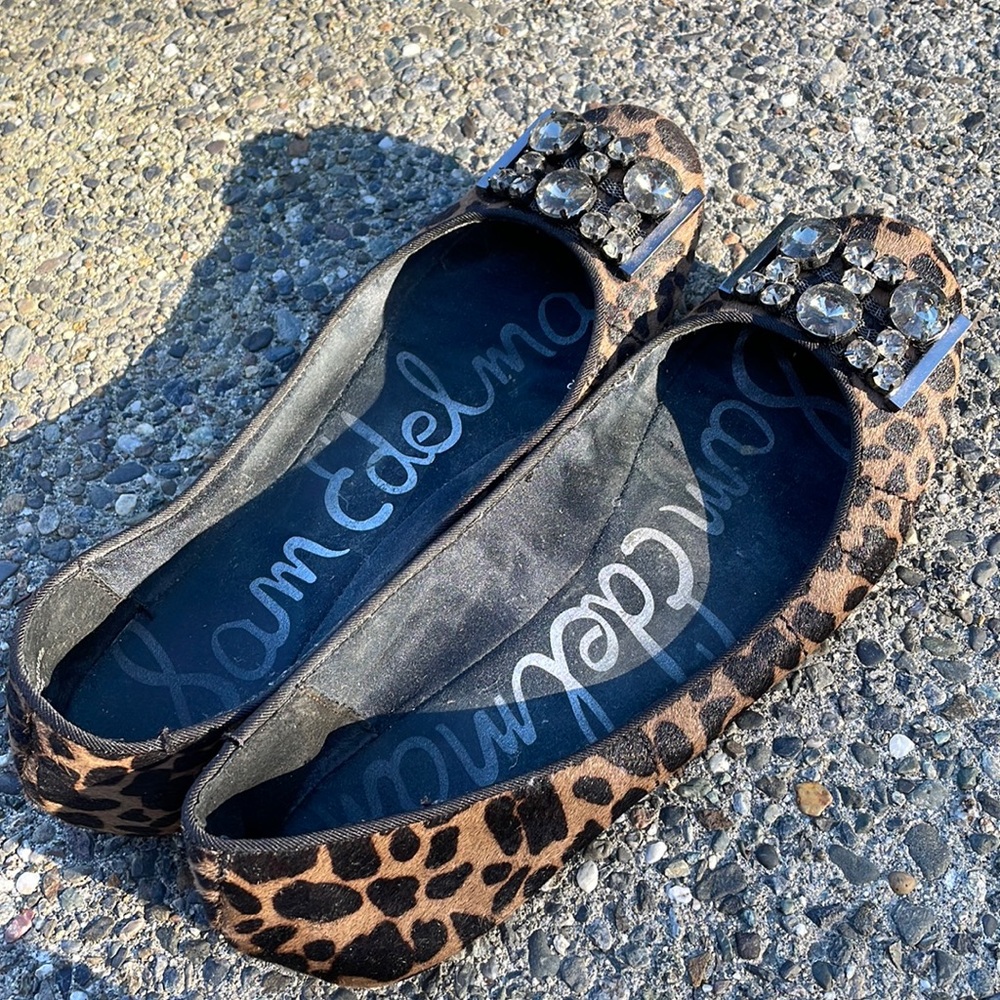 Leopard jeweled flats